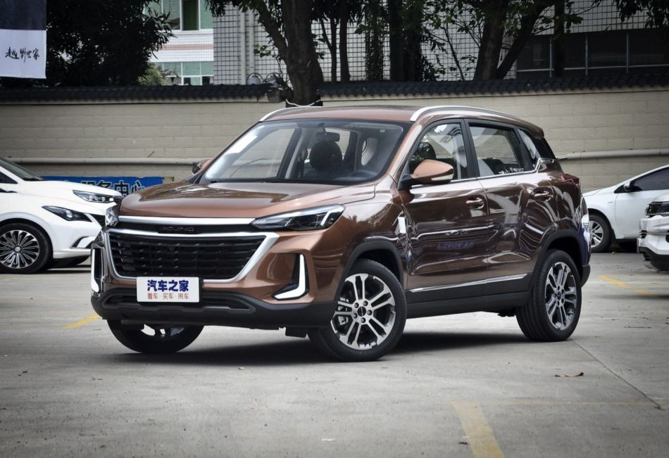 BAIC X3 van de tweede generatie: compacte, stijlvolle crossover