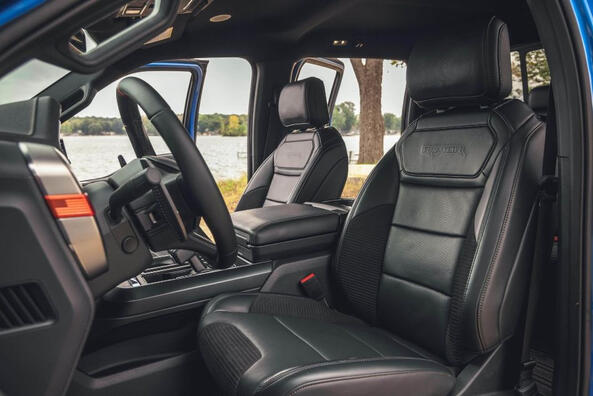 Ford F-150 Raptor: pick-up die het terrein bedwingt Foto 8