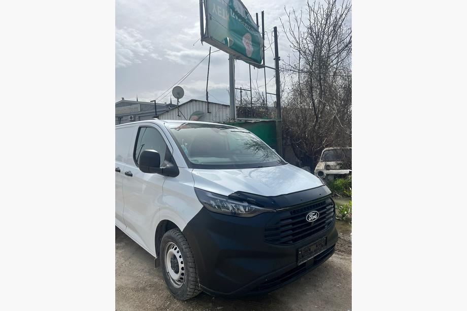 Ford Custom 2023– Motorkapdeflector EuroCap Foto 1