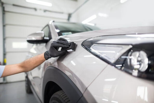 Top 5 middelen voor bescherming van de autocarrosserie
