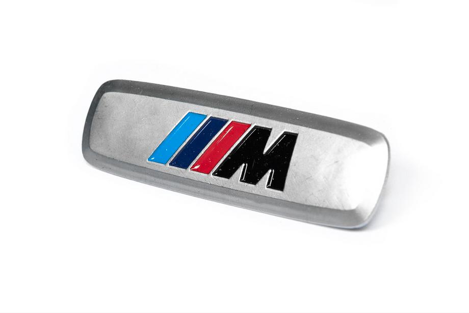 BMW Aluminium embleem voor automatten (1 st., M Series) Foto 2