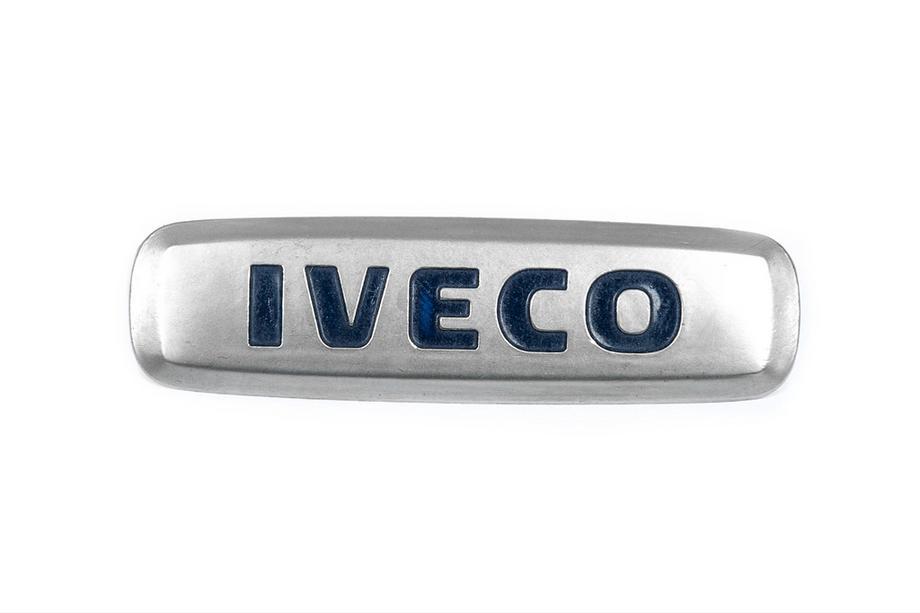 Iveco Aluminium badge voor automatten (1 st.) Image