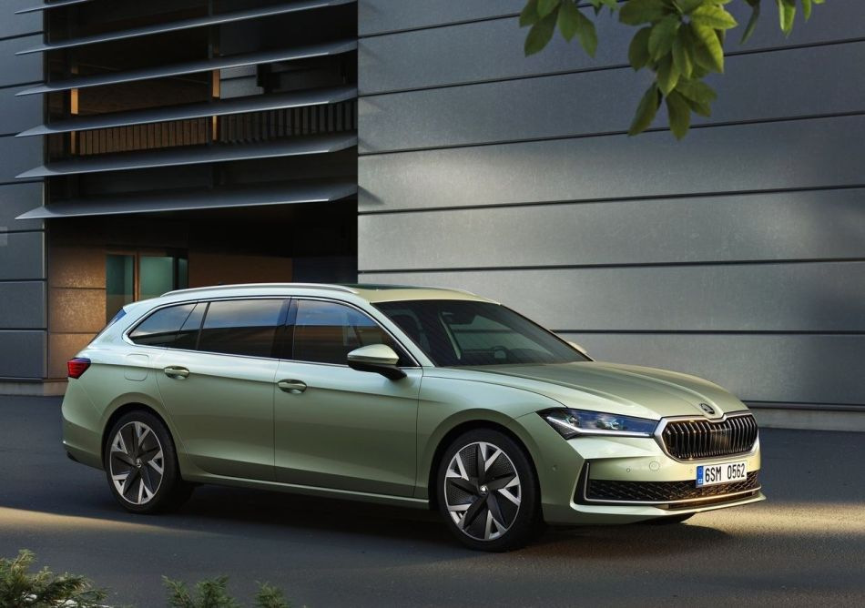 Review van de Skoda Superb Combi 2024 stationwagon