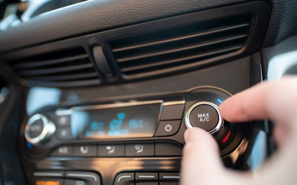 Zo gebruik je de airco in de auto zonder ziek te worden