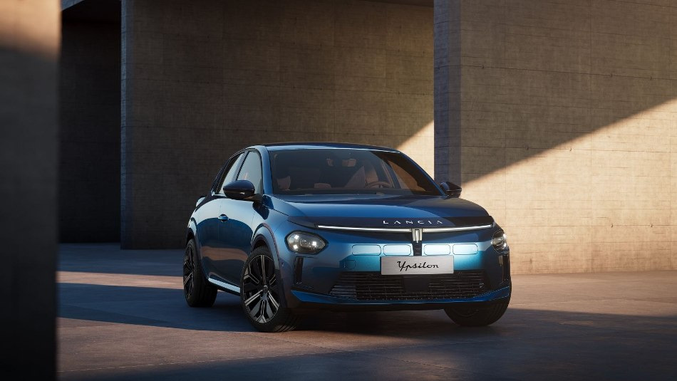 Lancia Ypsilon 2024: stijlvolle stadsauto