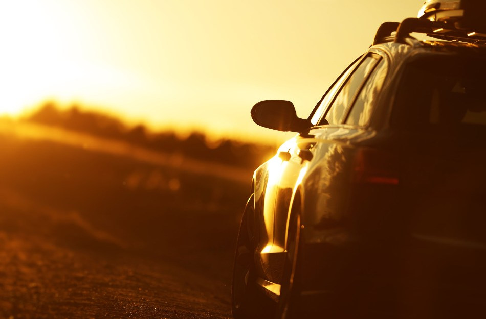 Wat gebeurt er als een auto lang in de zon staat?