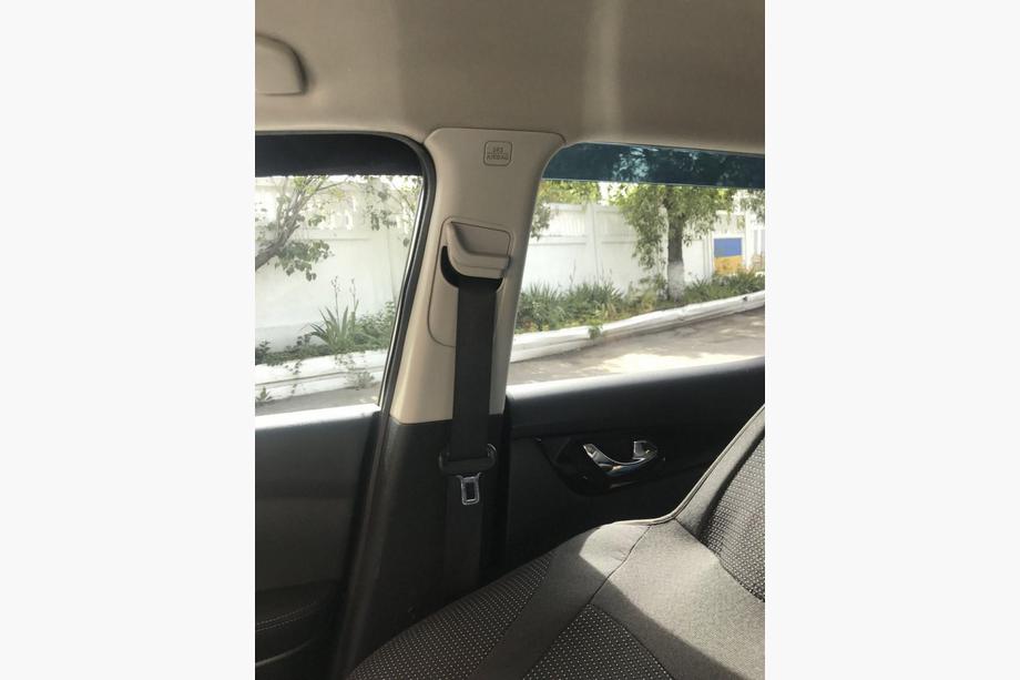 Nissan Qashqai 2014–2021 Uitverkoop Raamwindschermen met chroom (4 stuks, Sunplex Chrome) Image