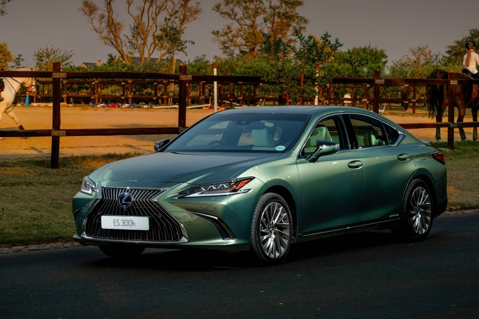Lexus ES Hybrid: luxe en stilte met elektrische aandrijving