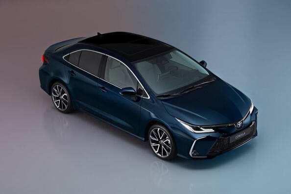 Review van de vernieuwde Toyota Corolla Sedan 2023