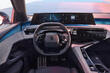 Review van de elektrische crossover Peugeot e-3008 foto 5