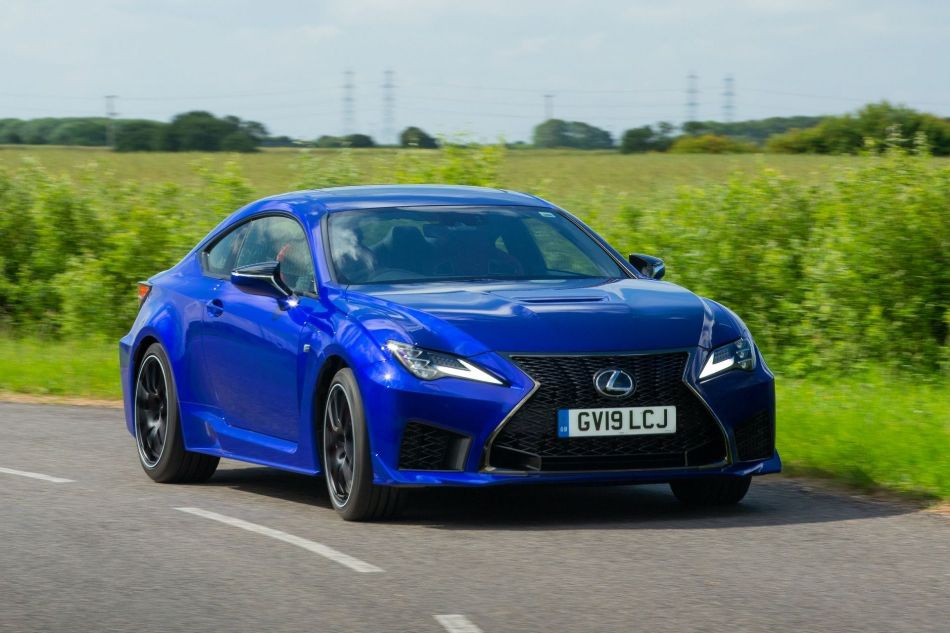 Review van de “opgevoerde” sportcoupé Lexus RC F