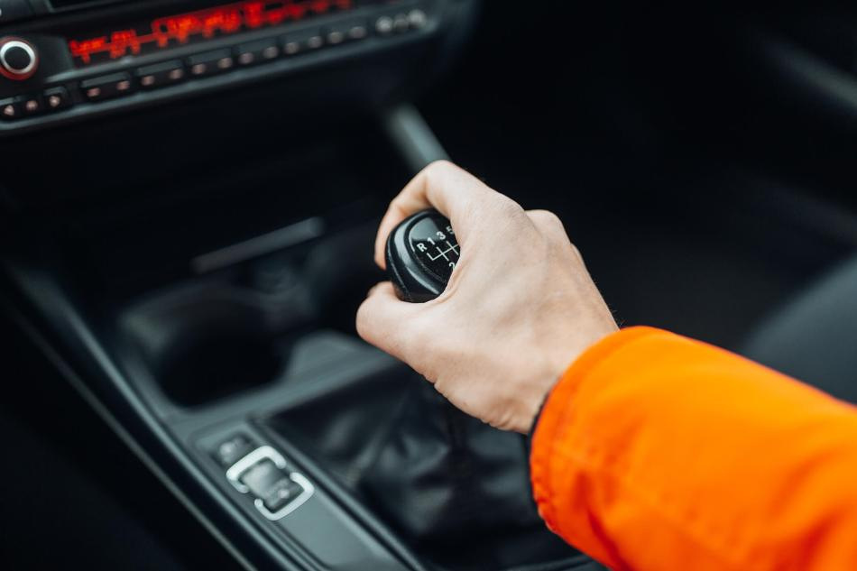 Welke versnellingsbak kies je bij het kopen van een auto?
