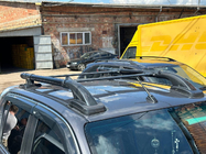 Toyota Hilux 2015– Dakrails Shark (met dwarsbalk) Zwarte kleur foto 1