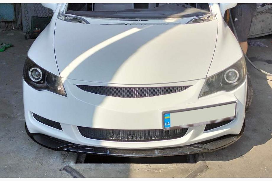 Universele front lip spoiler DPT V-2 (ABS, hoogglans zwart) Foto 5