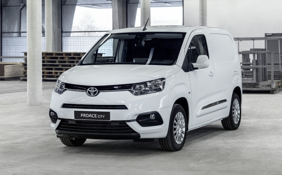 Review van de compacte bestelwagen Toyota Proace City Van