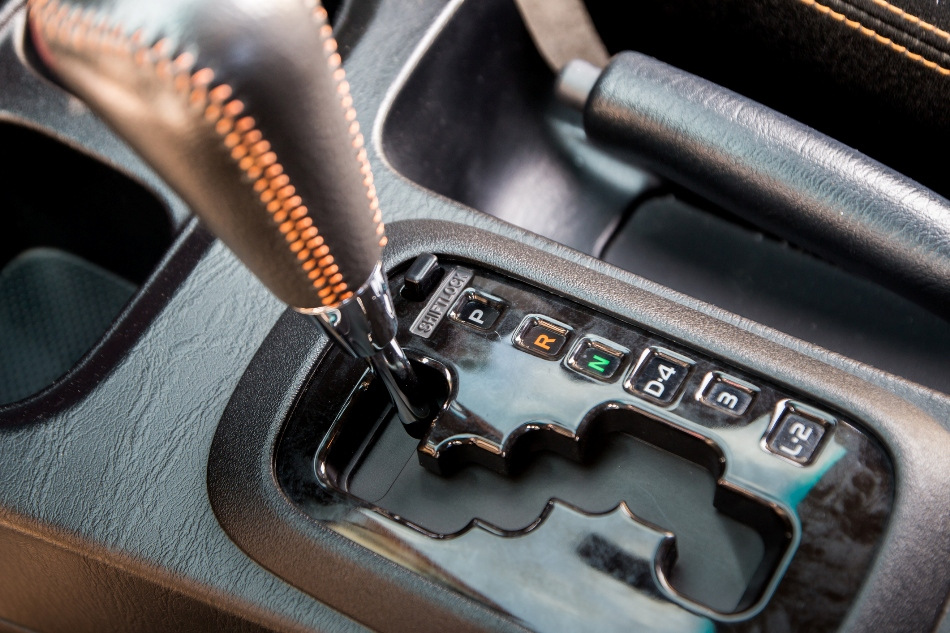 Zo bespaar je brandstof met een auto met automaat