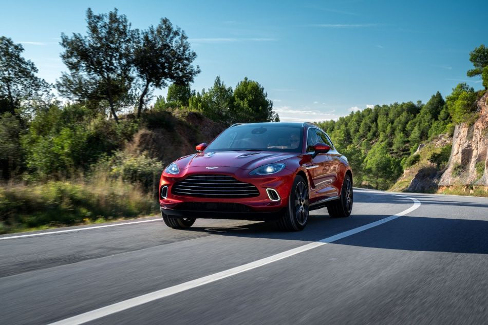 Review van de Britse sportcrossover Aston Martin DBX
