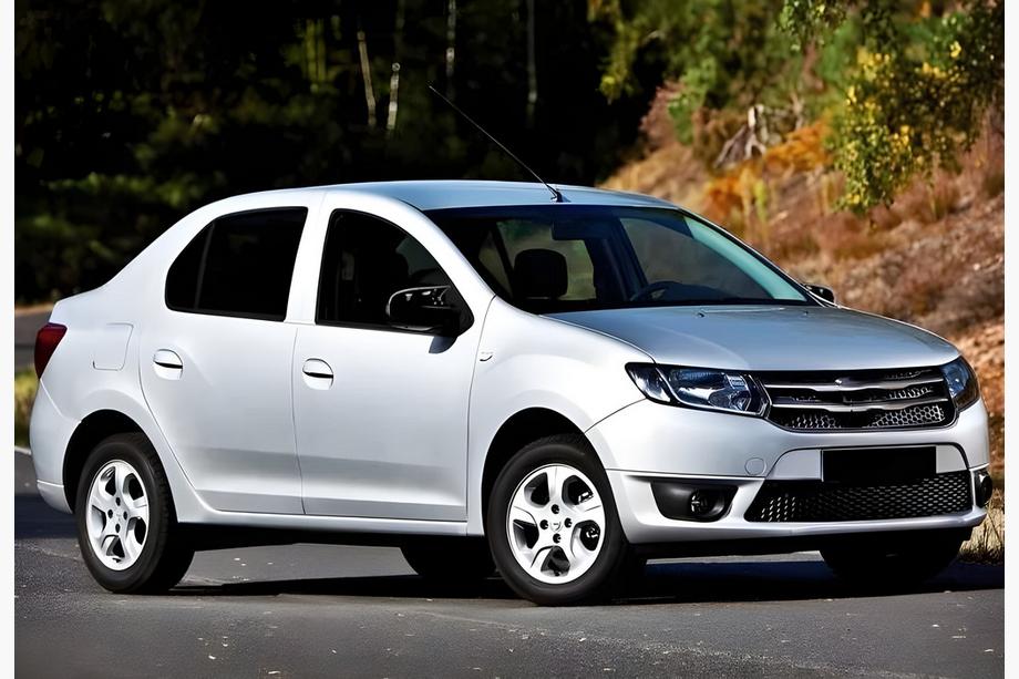 Renault Logan II 2013–2022 Spiegelkappen BMW-Style (2 stuks) Foto 1