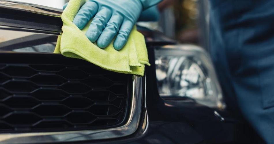 Hoe reinig je de radiateurgrille van je auto goed?
