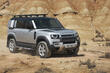 Review van de grote, krachtige SUV Land Rover Defender 110 foto 2