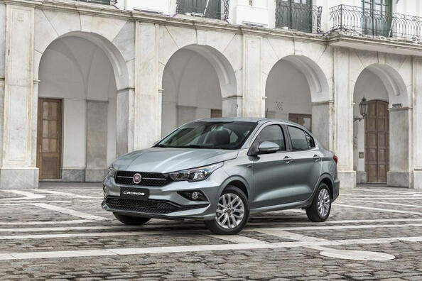 Review van de Fiat Cronos sedan