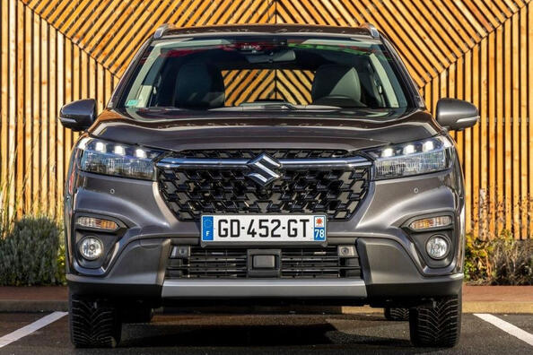 Wat biedt Suzuki S-Cross: overzicht van specificaties en uitrusting