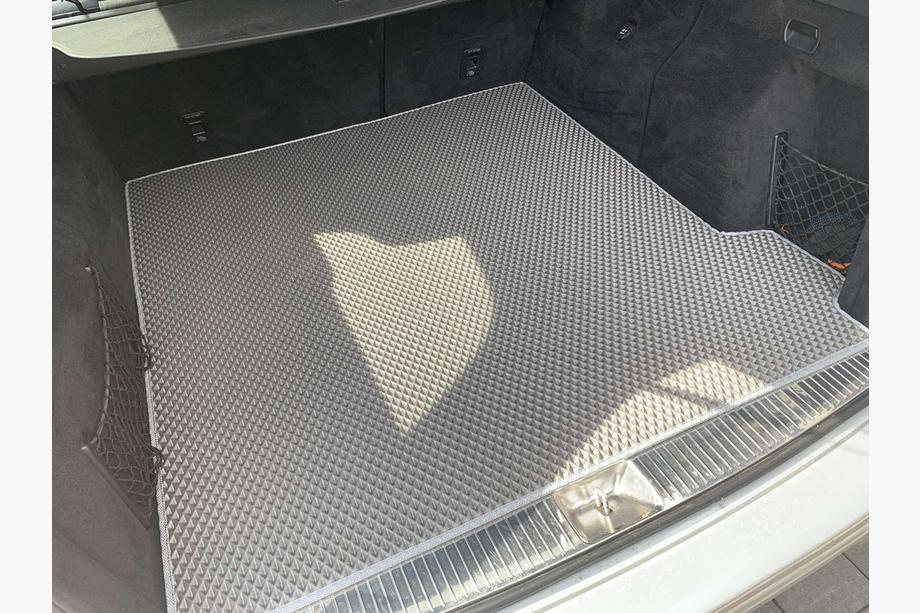 Mercedes E-klasse W212 2009–2016 EVA kofferbakmat (SW, zwart) Image