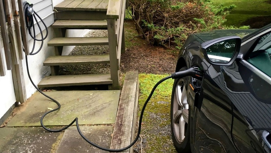 Elektrische auto gebruiken voor stroom thuis: voordelen en opties