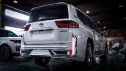Toyota Land Cruiser 300 2021– VIP bodykit set foto 2