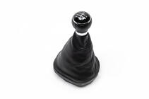 Volkswagen Caddy 2004–2010 Afgeprijsd: pookknop en pookhoes voor versnellingsbak (5-versnellingen) (beschadigd kunstleer) foto 1