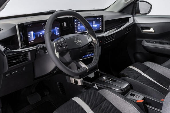 Opel Frontera Electric 2024 review: nieuw hoofdstuk in elektrificatie Foto 6