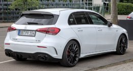 Mercedes A-Klasse W177 2018– Achterdiffuser met uitlaatsierstukken (Design A35 HB) foto 1