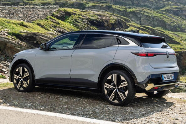 Renault Megane E-Tech Electric: test, 40, 60 en 67 kWh-accu’s, actieradius en laden Foto 2