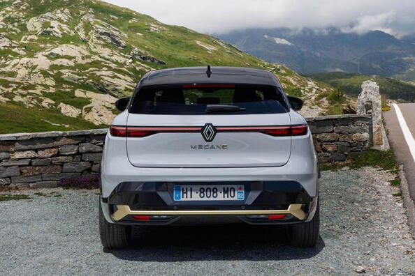 Renault Megane E-Tech Electric: test, 40, 60 en 67 kWh-accu’s, actieradius en laden Foto 4