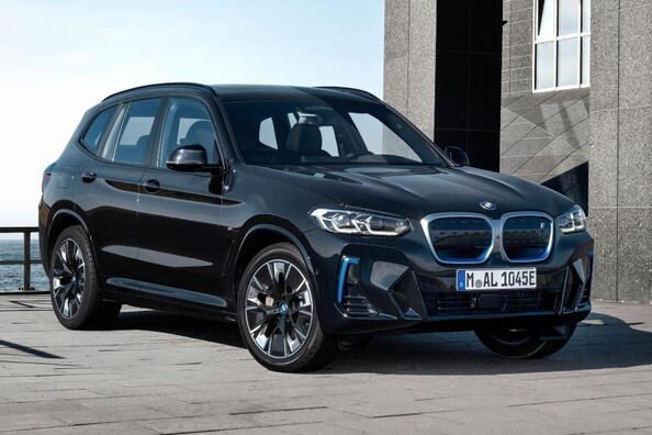 BMW iX3 2021: uitgebreide review van de vernieuwde elektrische SUV