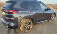 BMW X5 G05 2019–2026 Sideskirts set M-Sport/X5M 2018-2022 (2 st., klaar voor spuiten) foto 1