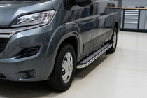 Opel Movano 2021– Zijtreden Maydos V2 (2 st., aluminium/RVS) Korte wielbasis foto 1