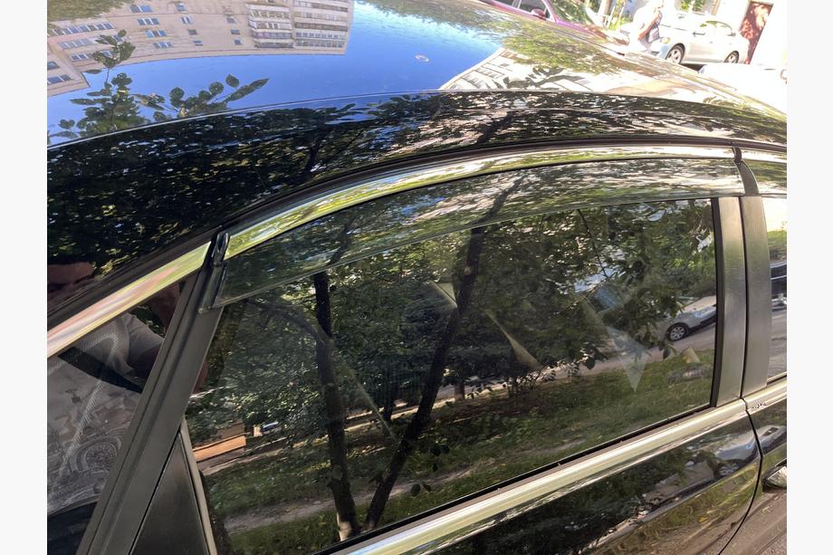 Volkswagen Passat B7 2012–2015 Raamwindschermen met chromen sierlijst Niken Luxury (USA, 4 stuks) Foto 5
