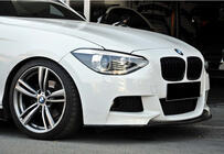 BMW 1 Serie F20/F21 2011–2019 DPT V-3 voorlip (voor M Performance Style, hoogglans zwart) foto 2