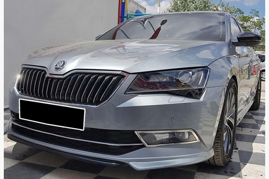 Skoda Superb 2015–2024 Voorbumper lipspoiler DPT V-1 (2015-2020, hoogglans zwart) Foto 1