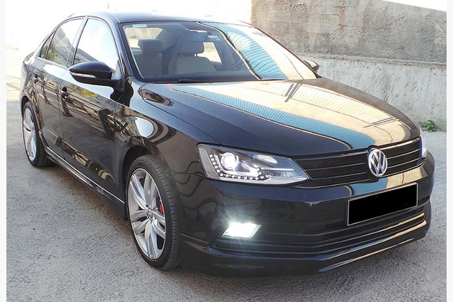 Volkswagen Jetta 2011–2018 Voorbumper lip spoiler DPT V-1 (2014-2018, overschilderbaar) Foto 4
