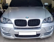 BMW X5 E70 2007–2013 Niergrilles M-Look (hoogglans zwart) foto 3