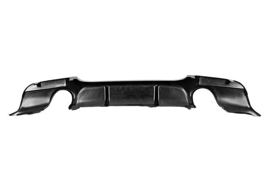 BMW 3-serie E90/E91 2005–2011 Achterdiffuser DPT V-4 (voor E90 M-Sport, hoogglans zwart) Foto 6