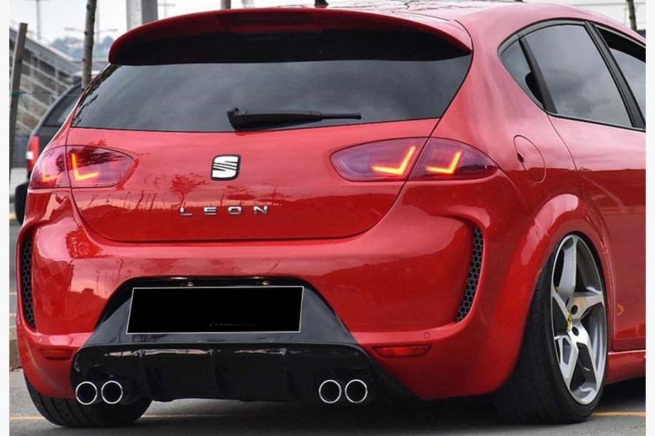 Seat Leon 2005–2012 Achterdiffuser DPT V-1 (2009-2012, glanzend zwart) Image