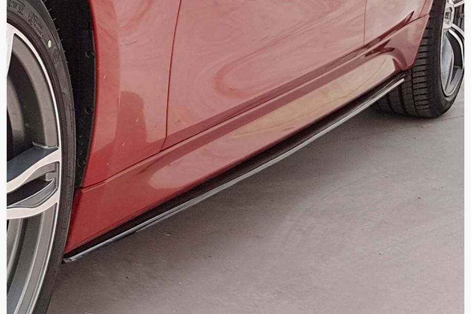 BMW 3 Serie F30/F31 2012–2019 DPT V-3 dorpeloverlays (voor M-Sport dorpels, hoogglans zwart) Foto 1