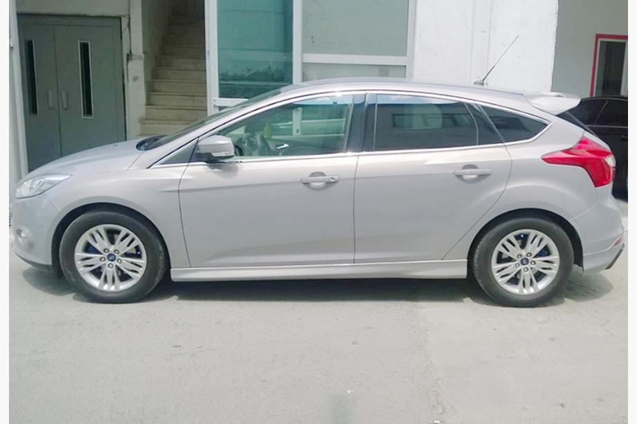 Ford Focus III 2011–2017 Sideskirts DPT (2011-2014, voor lakken) Foto 3