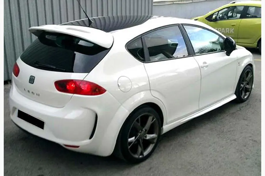 Seat Leon 2005–2012 DPT sideskirts (voor lakken) Foto 3