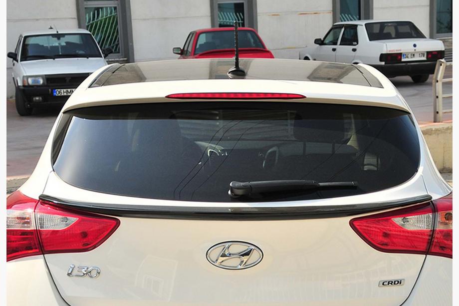 Hyundai I-30 2012–2017 DPT spoiler (hoogglans zwart) Image
