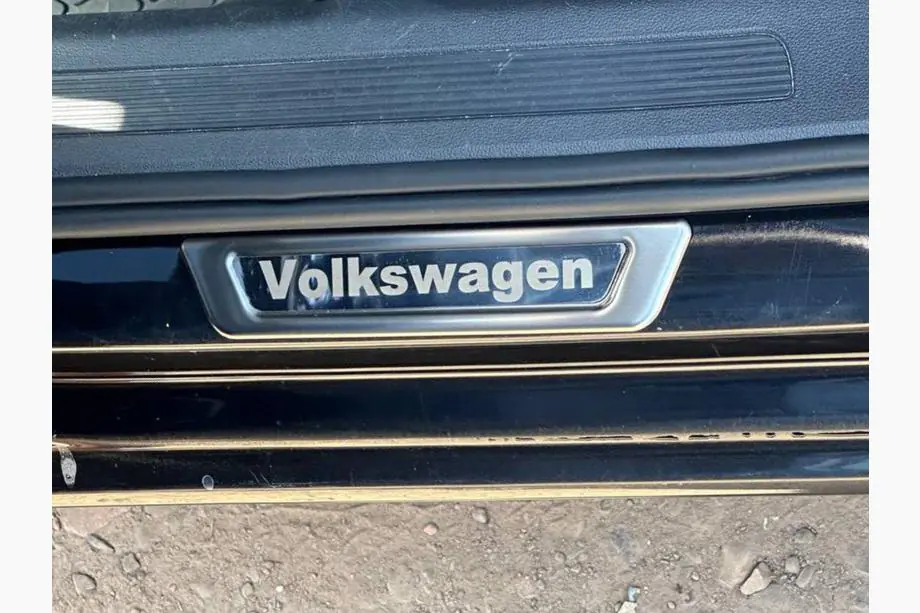 Volkswagen Universele instaplijsten Volkswagen V-1 (4 stuks, RVS) Foto 3