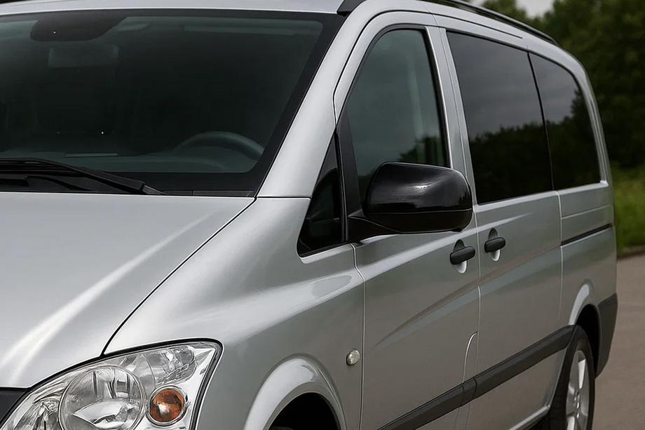 Mercedes Vito W639 2004–2014 Spiegelkappen Zwart (2010-2014, RVS) Foto 1